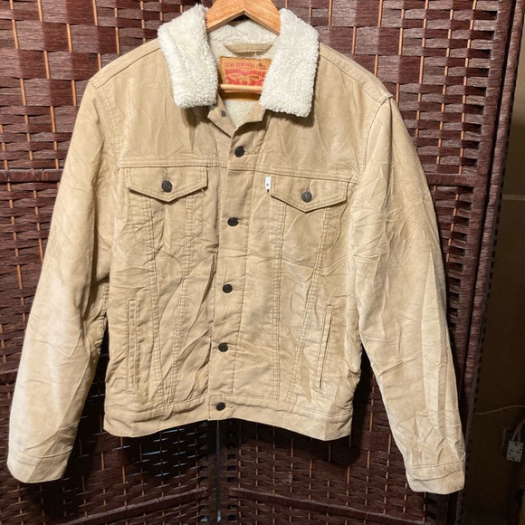 Levi’s corduroy sherpa trucker jacket - Picture 4 of 9